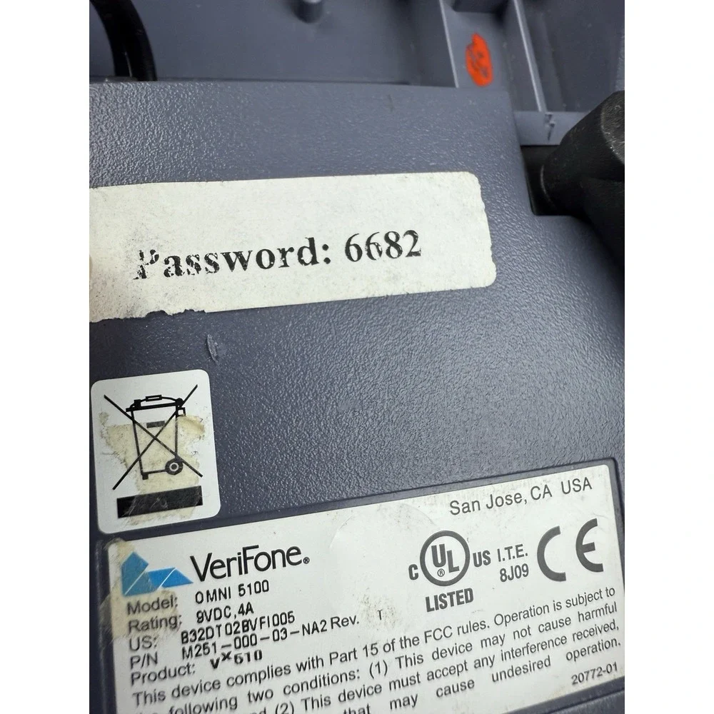 VERIFONE OMNI 5100 ETHERNET‎ CREDIT CARD TRANSACTION TERMINAL CHARGER